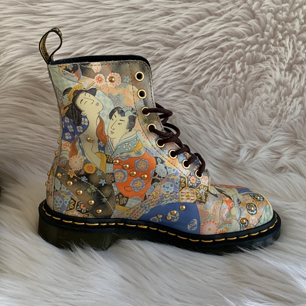 RARE Dr. Martens 1460 Pascal Eastern Art | US 6 - Picture 8 of 15